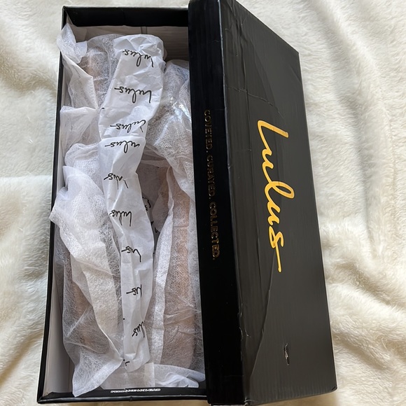 LULUS POINTED FLAT - Picture 4 of 4